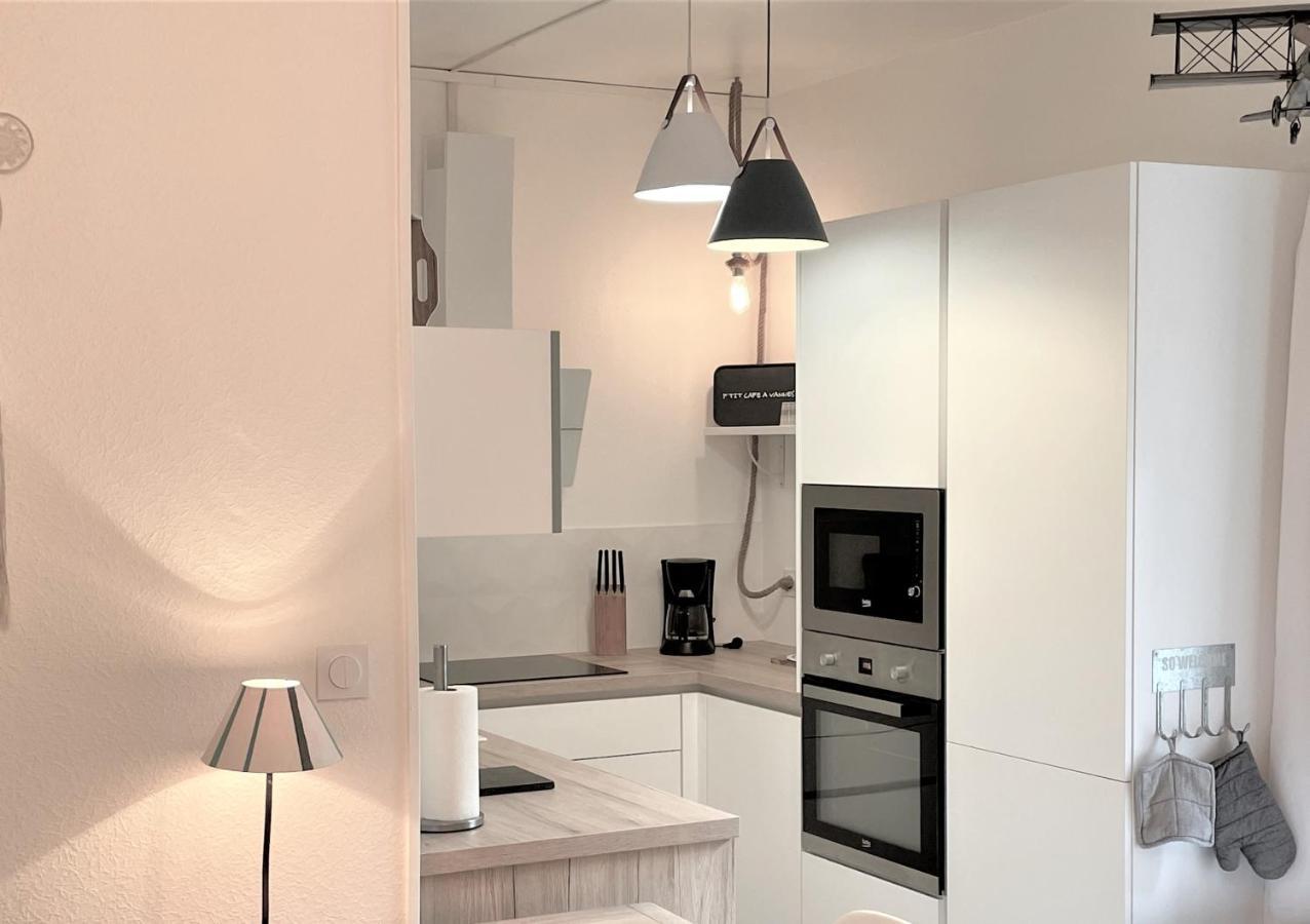 Charmant Studio Au Centre De La Ville Vannes Bagian luar foto